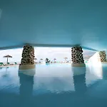Paulmarie Ocean View Апартаменти Адехе